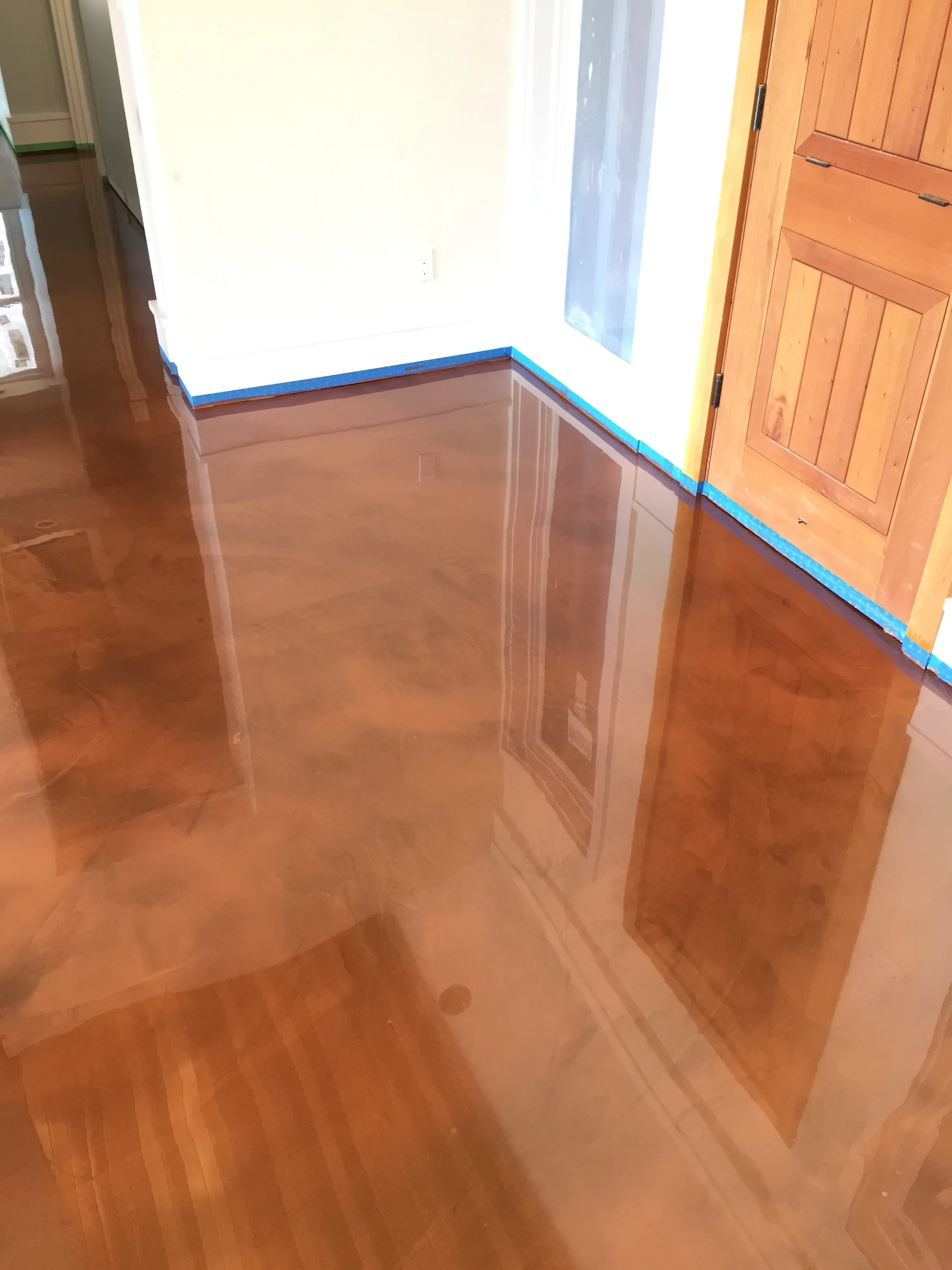 Sarasota garage epoxy with neutral flake design